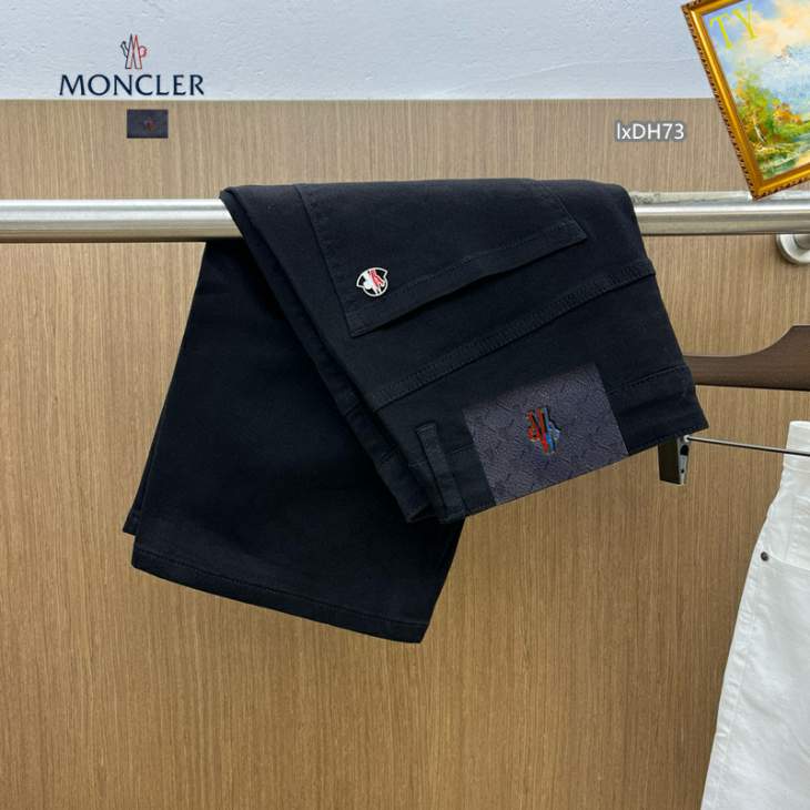 Picture of Moncler Jeans Short _SKUMonclersz28-3825tr0812130